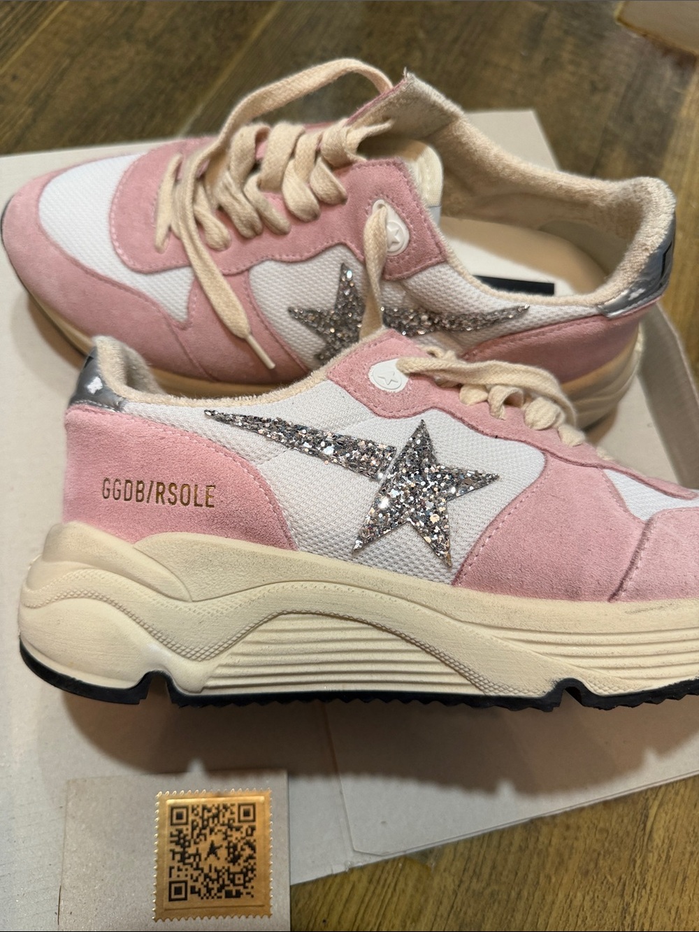 Golden Goose Pink and White Glitter Star Sneakers - Picture 2 of 10